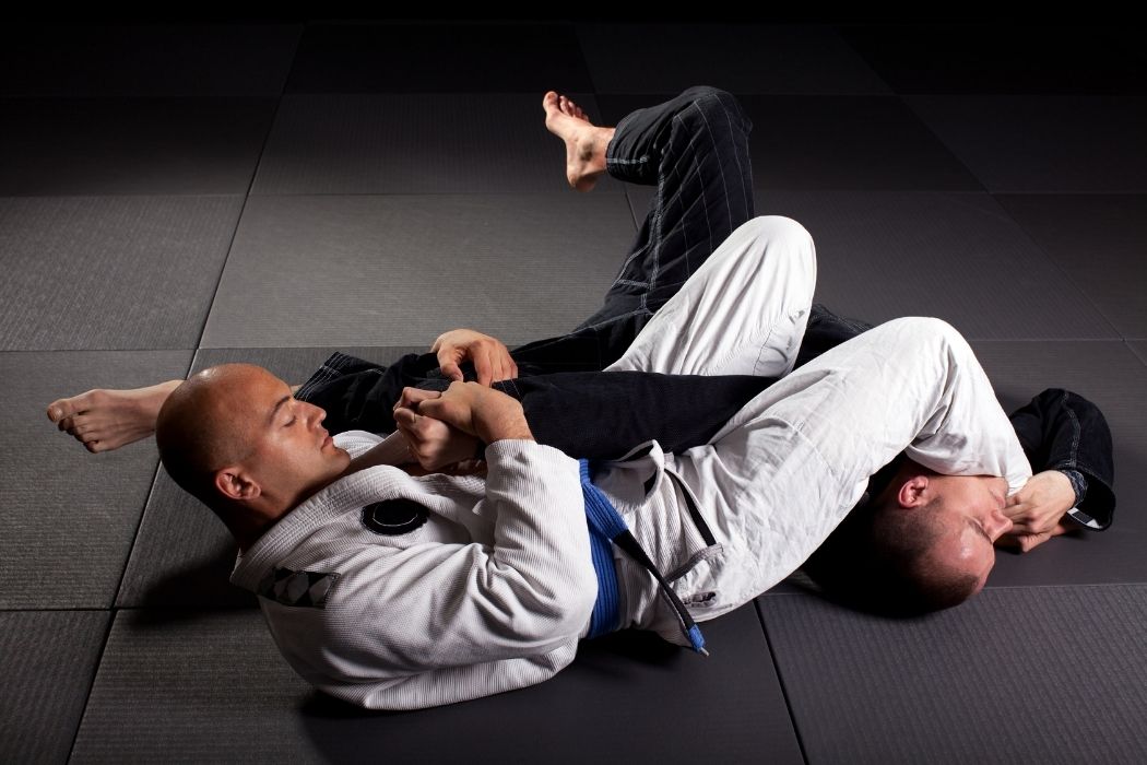 Trening Jiu-jitsu: wszystko co musisz wiedzieć, aby zacząć i cieszyć się tym sportem